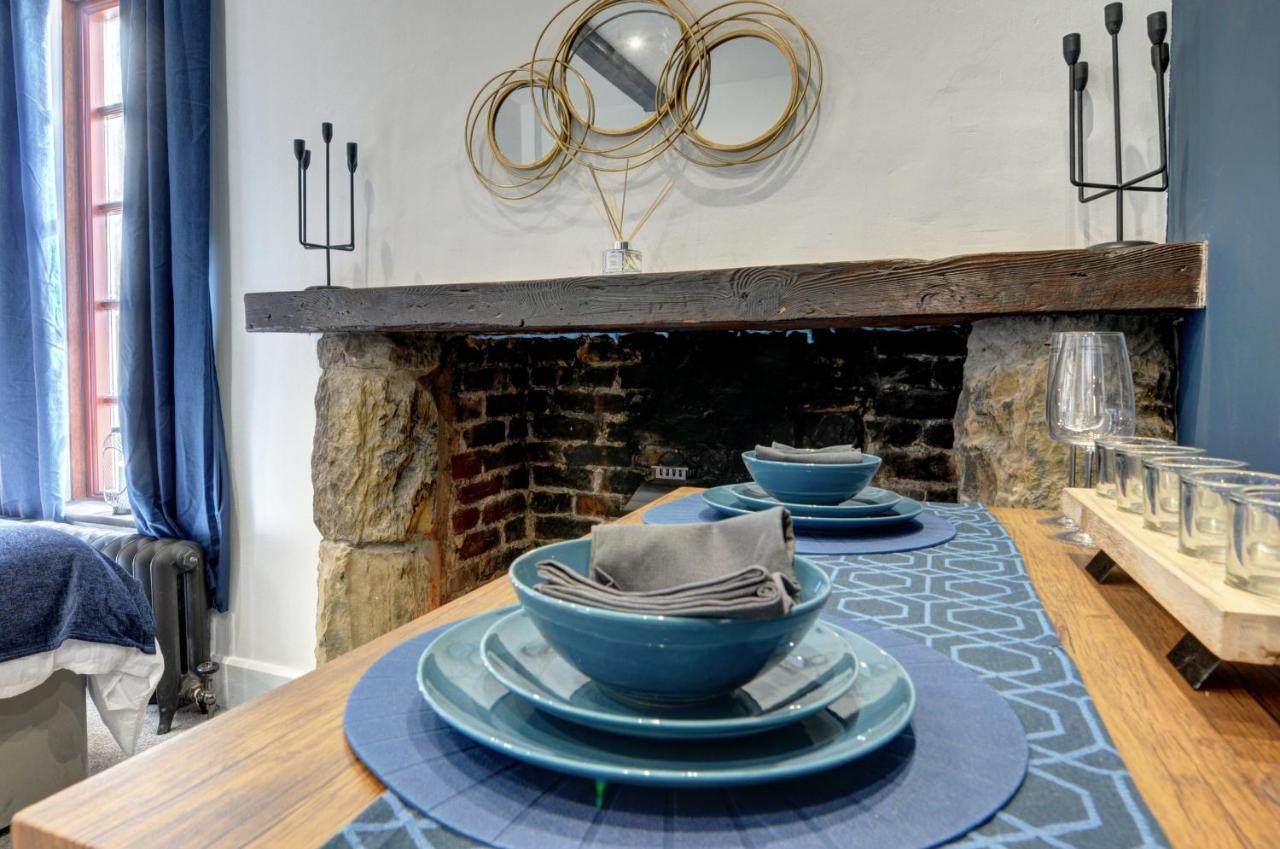 The Old Vicarage - Secure Parking, Fast Wifi, Garden Villa Leeds  Buitenkant foto