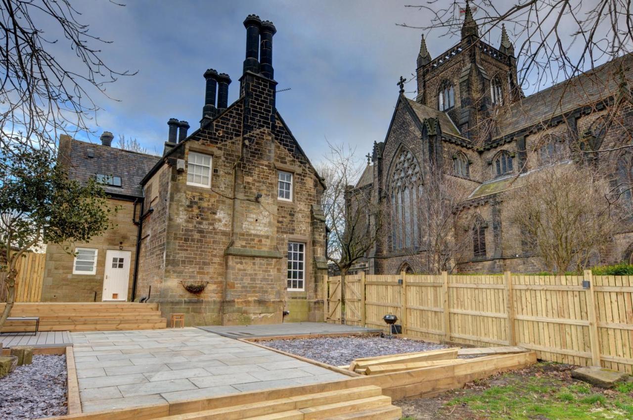 The Old Vicarage - Secure Parking, Fast Wifi, Garden Villa Leeds  Buitenkant foto