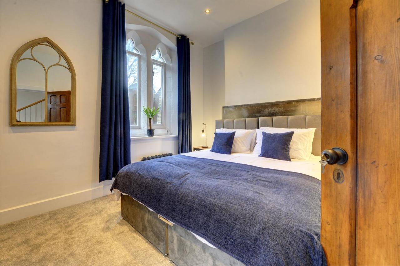 The Old Vicarage - Secure Parking, Fast Wifi, Garden Villa Leeds  Buitenkant foto