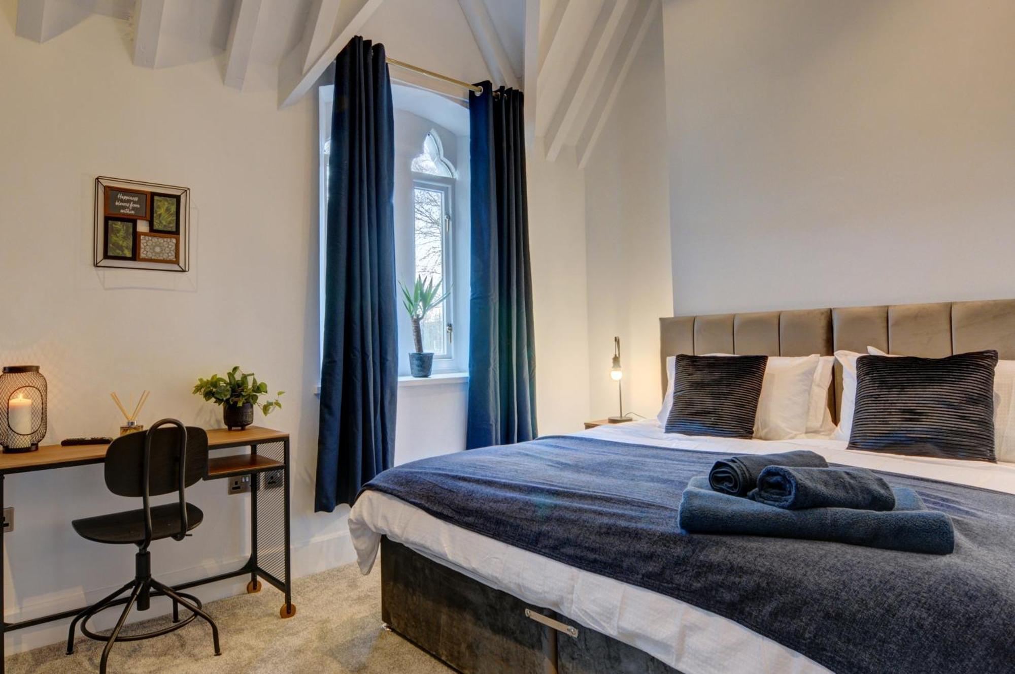 The Old Vicarage - Secure Parking, Fast Wifi, Garden Villa Leeds  Buitenkant foto