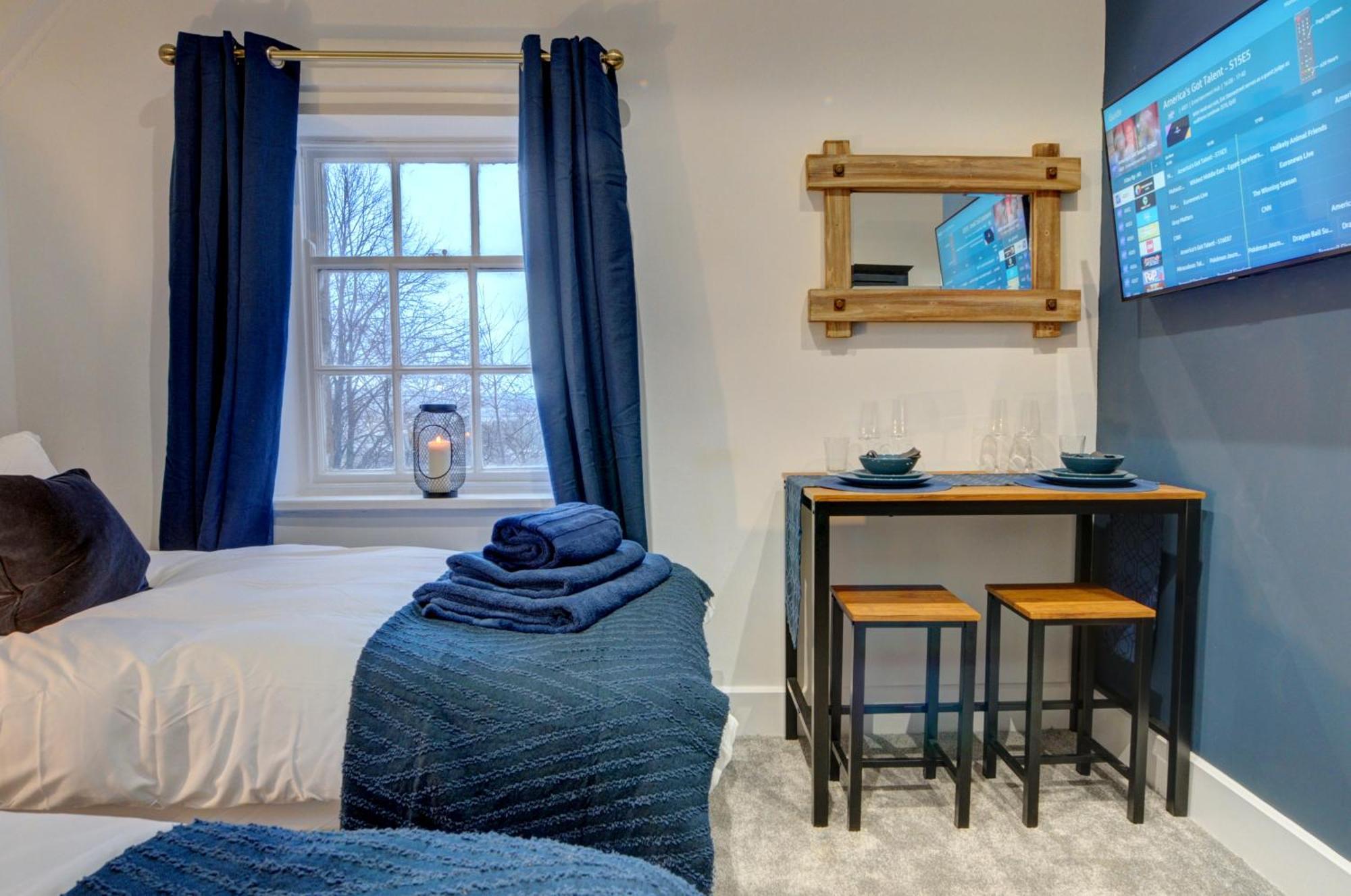 The Old Vicarage - Secure Parking, Fast Wifi, Garden Villa Leeds  Buitenkant foto