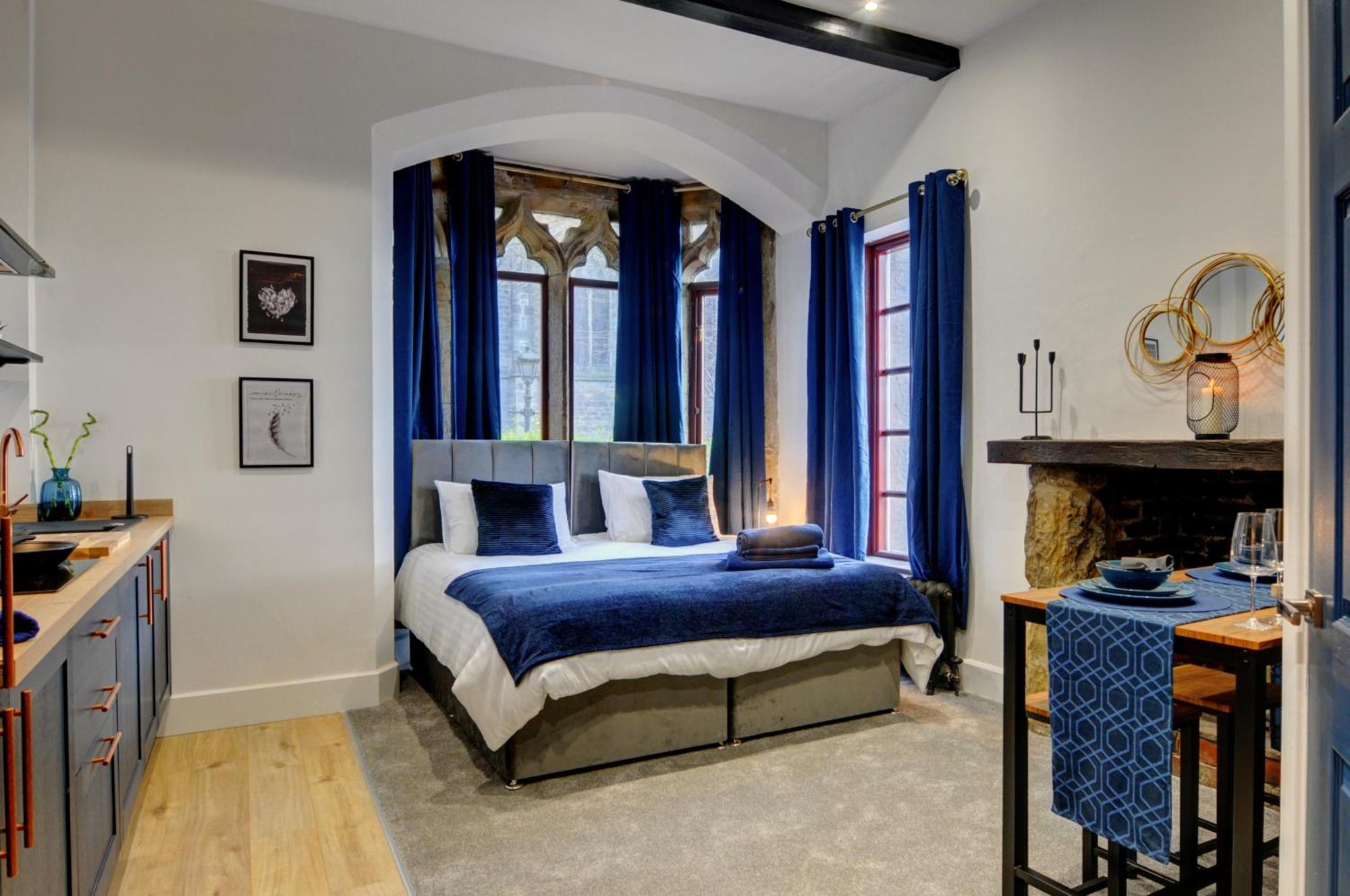 The Old Vicarage - Secure Parking, Fast Wifi, Garden Villa Leeds  Buitenkant foto