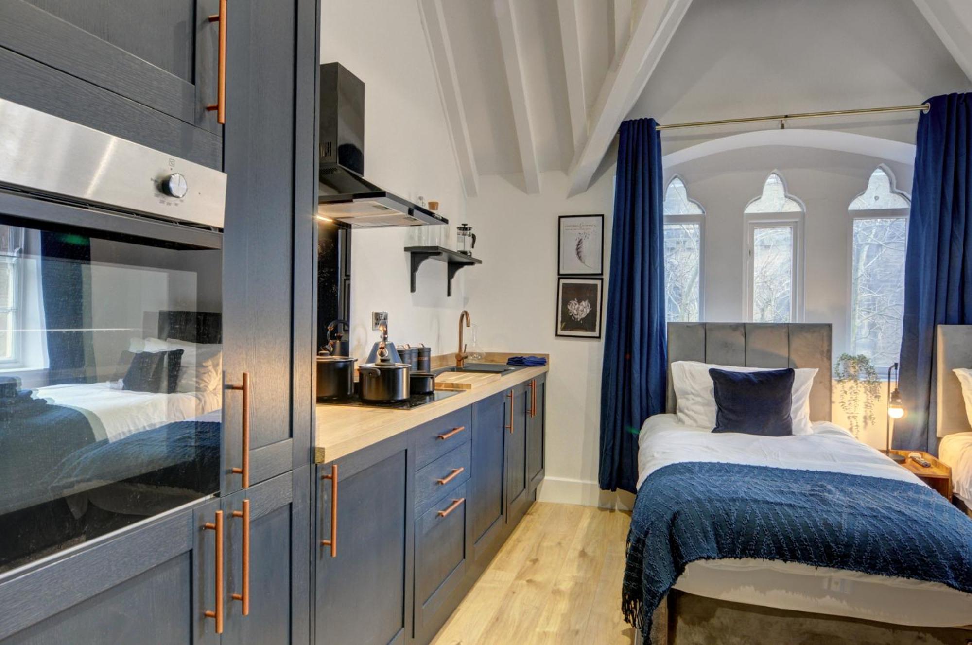 The Old Vicarage - Secure Parking, Fast Wifi, Garden Villa Leeds  Buitenkant foto